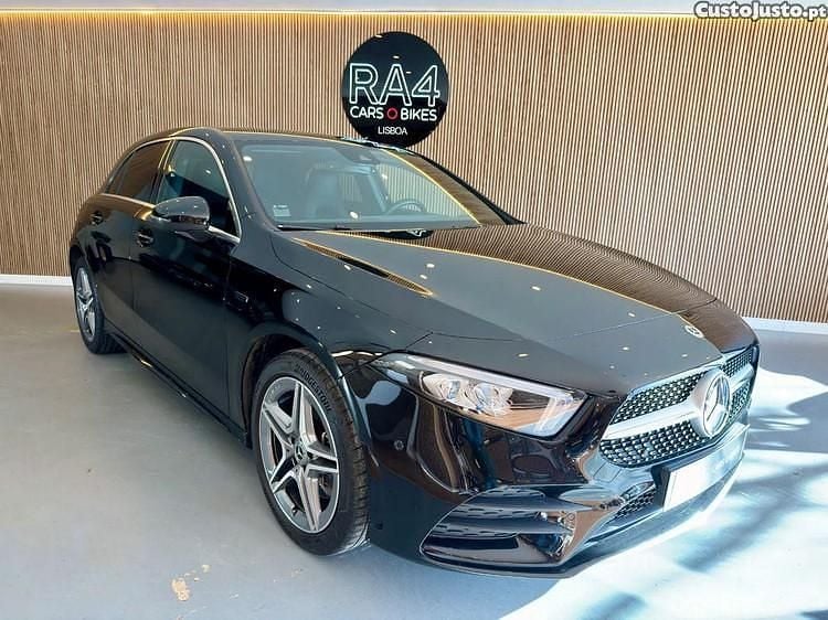 Preto Usado 2020 Mercedes A250 Style Citadino | € 25.900 (Caro) - Imagem 1/1