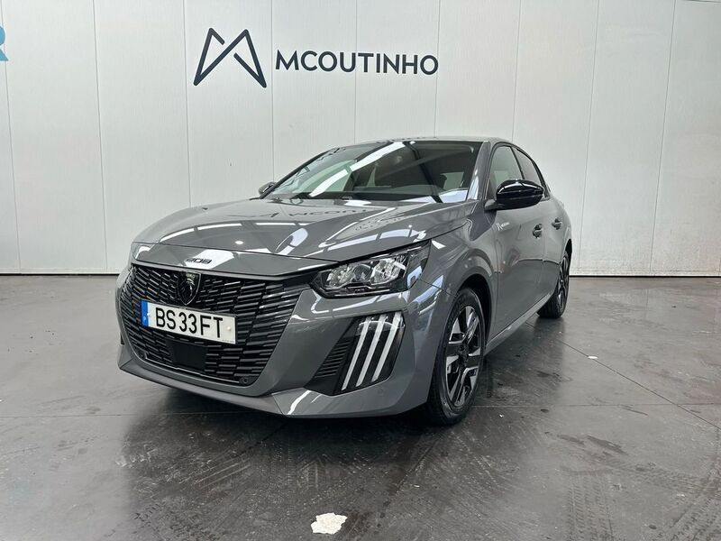 Cinza Usado 2025 Peugeot 208 Allure Citadino | € 24.750 - Imagem 1/4