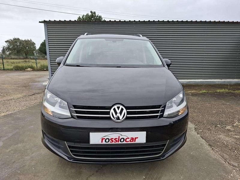 Usado VW Sharan 140 HP (102 kW) 2014 Preto Monovolume