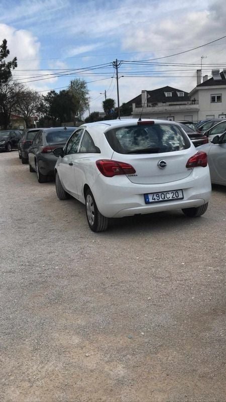 Branco Usado 2015 Opel Corsa Carrinha | € 4.000 (Preço justo) - Imagem 1/4