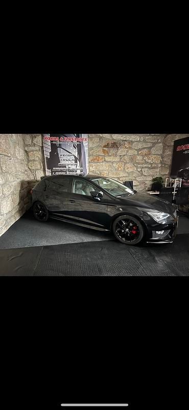 Preto Usado 2015 Seat Leon | € 16.000 (Super Preço) - Imagem 1/4