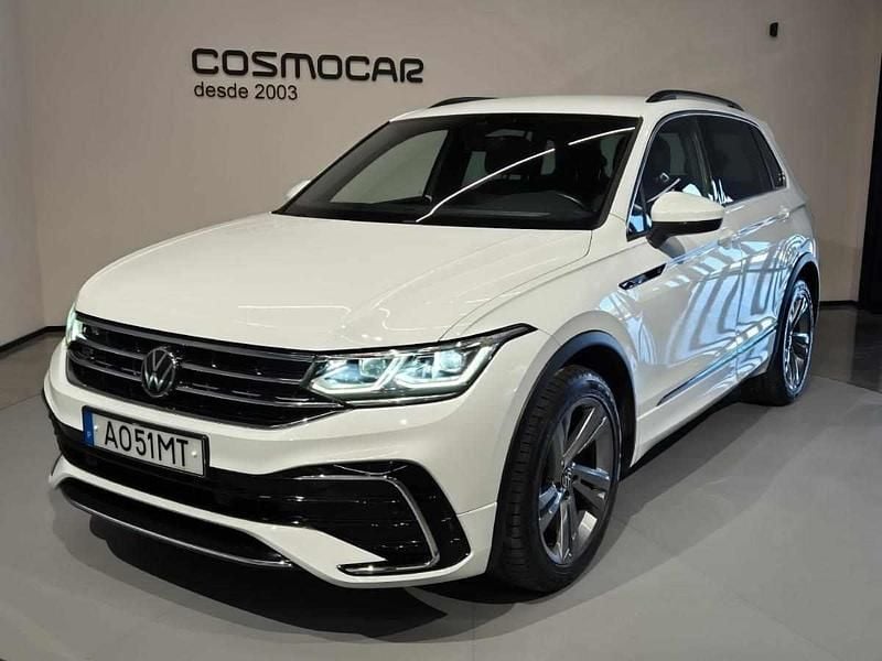 Branco Usado 2022 VW Tiguan R-line SUV | € 25.400 - Imagem 1/2