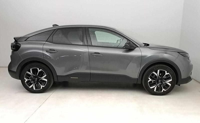 Usado Citroën e-C4 114 kW (156 HP) 2025 Cinzento Citadino