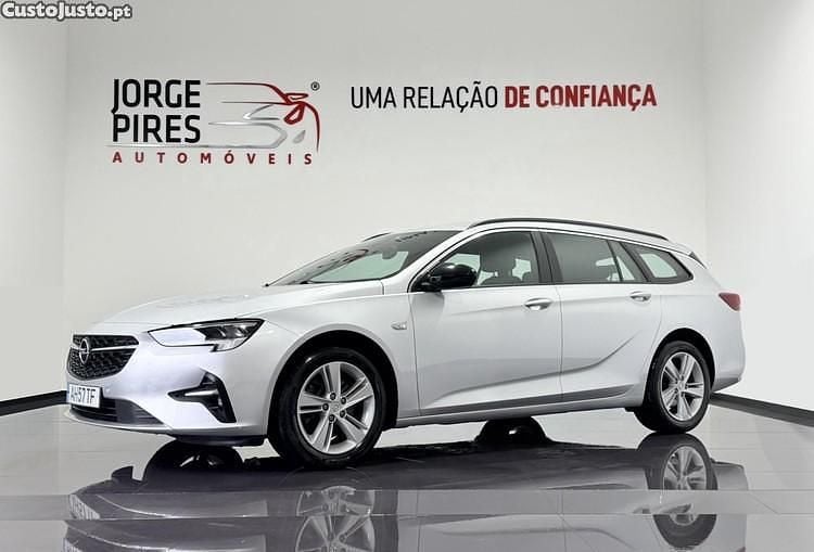 Usado Opel Insignia Business Edition 122 HP (89 kW) 2021 Cinza Carrinha