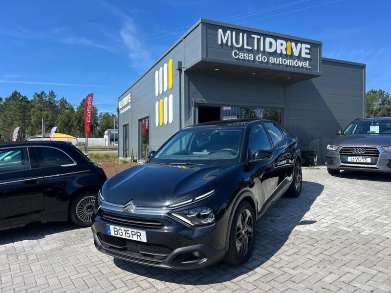 Preto Usado 2024 Citroën C4 Feel | € 19.900 (Bom preço) - Imagem 1/4