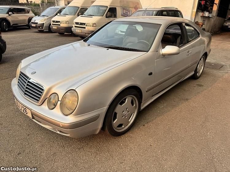 Cinza Usado 1999 Mercedes CLK200 Coupé | € 2.999 (Bom preço) - Imagem 1/1
