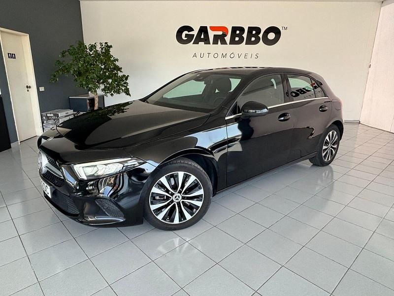 Preto Usado 2022 Mercedes A250 Style Sedan | € 28.500 (Preço justo) - Imagem 1/4