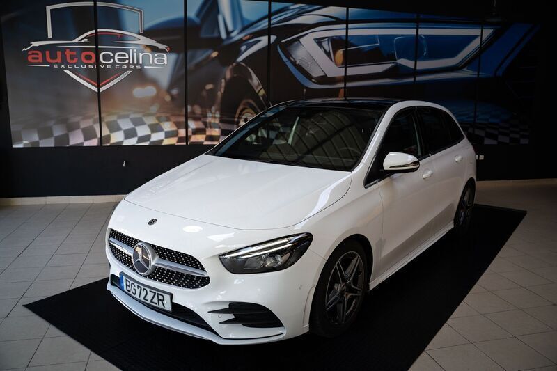 Branco Usado 2019 Mercedes B180 AMG line Monovolume | € 24.900 (Preço justo) - Imagem 1/4