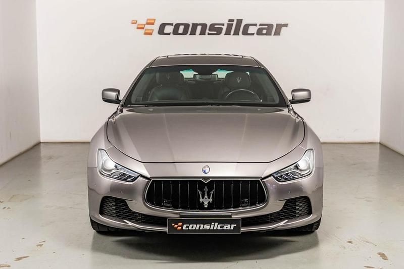 Usado Maserati Ghibli GranLusso 275 HP (202 kW) 2017 Cinza Coupé