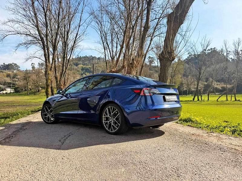 Usado Tesla Model 3 278 kW (378 HP) 2022 Azul Sedan