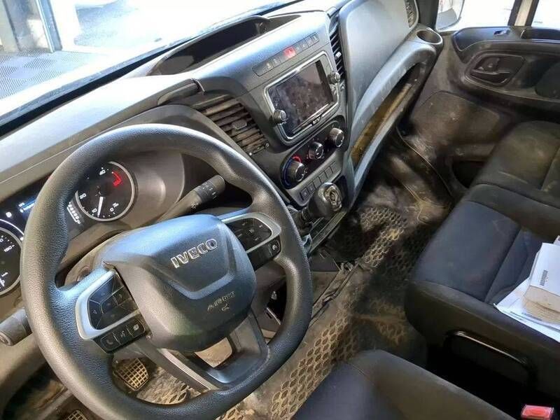 Usado Iveco Daily 156 HP (114 kW) 2020 Branco