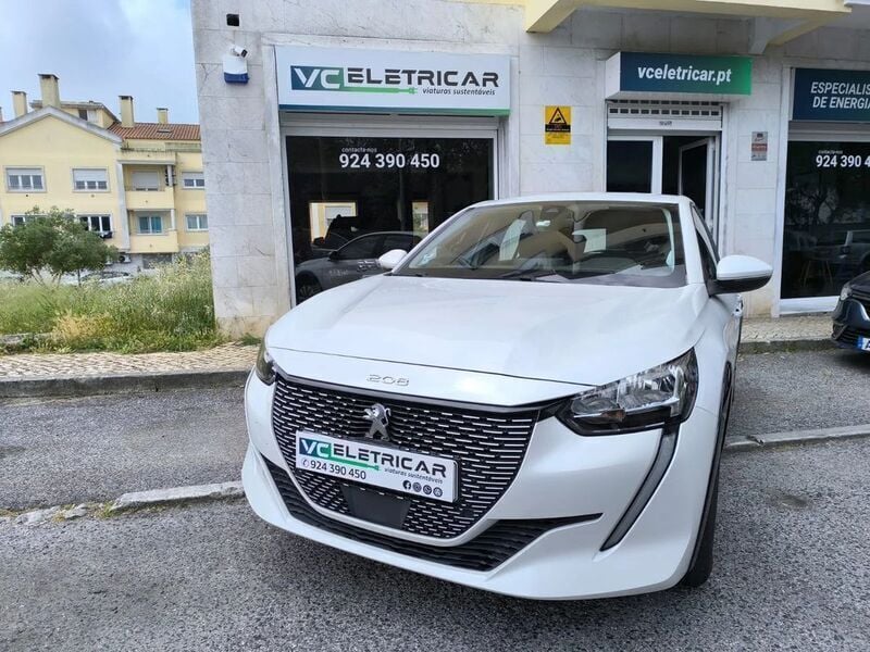 Branco Usado 2020 Peugeot e-208 Active Citadino | € 15.619 (Bom preço) - Imagem 1/4