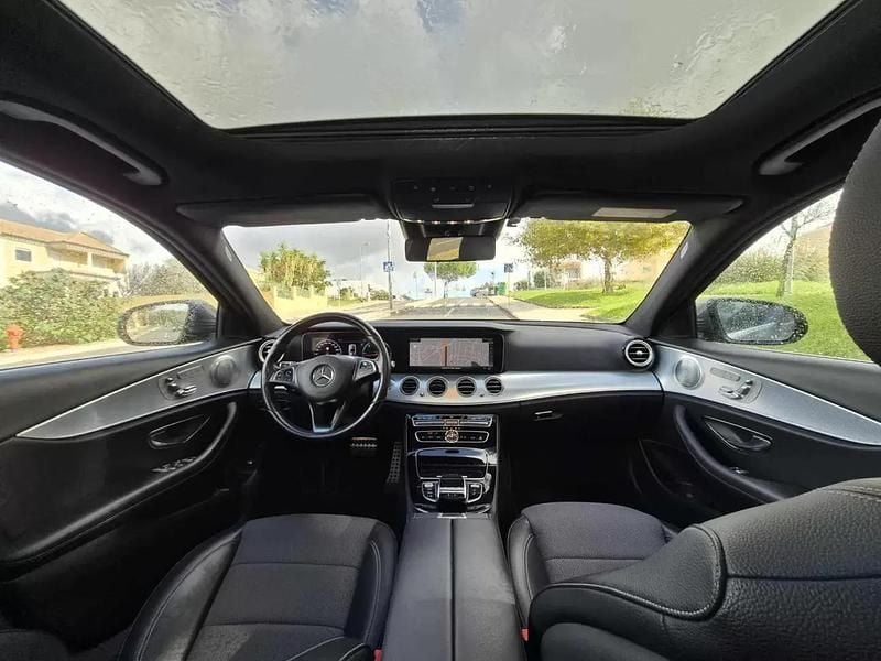 Usado Mercedes E220 All-Terrain Avantgarde 194 HP (142 kW) 2018 Cinza Carrinha