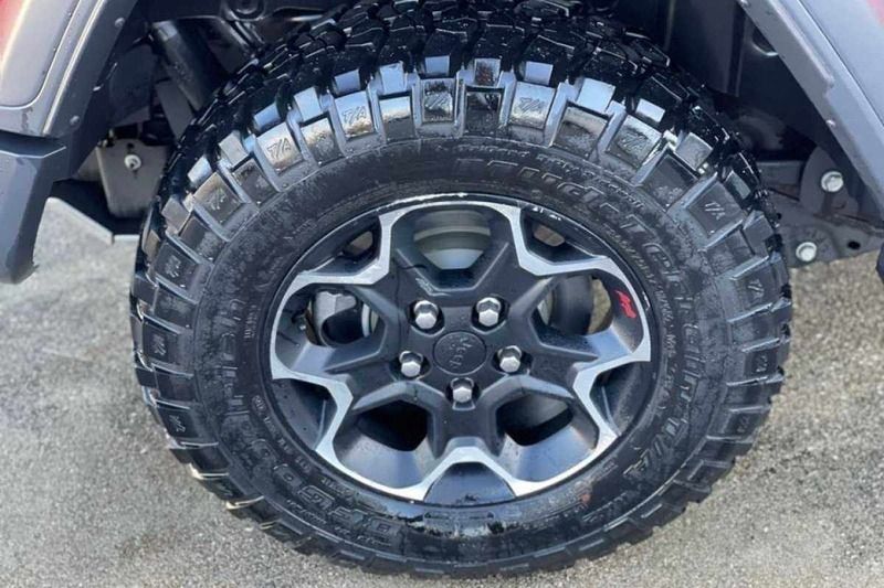 Usado Jeep Wrangler 200 HP (147 kW) 2020 Outra SUV