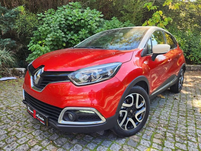 Vermelho Usado 2016 Renault Captur SUV | € 15.700 (Caro) - Imagem 1/4