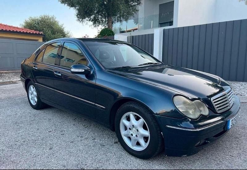 Usado 2001 Mercedes C220 Sedan | € 5.000 (Preço elevado) - Imagem 1/4