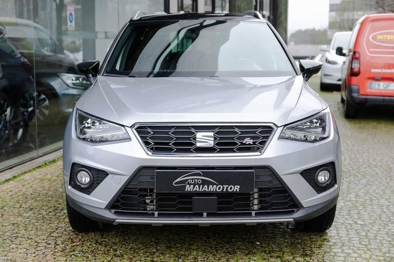 Usado Seat Arona 110 HP (80 kW) 2020 Cinzento SUV