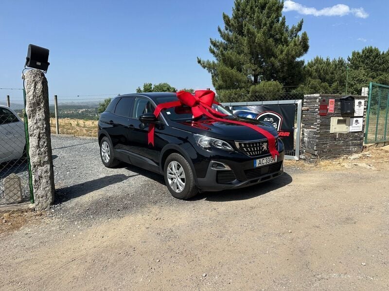 Preto Usado 2018 Peugeot 3008 Active Carrinha | € 18.600 (Preço justo) - Imagem 1/4