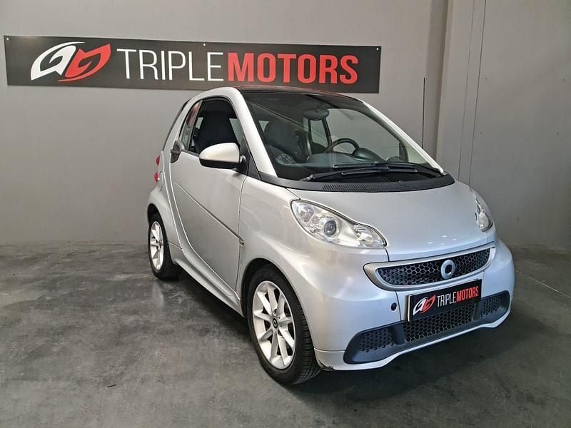 Cinza Usado 2012 Smart ForTwo Coupé Passion Coupé | € 7.700 (Preço justo) - Imagem 1/4