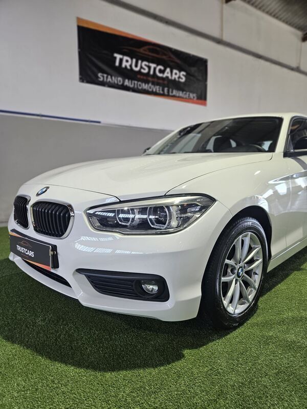 Branco Usado 2019 BMW 116 Sport Line Citadino | € 16.490 (Super Preço) - Imagem 1/4