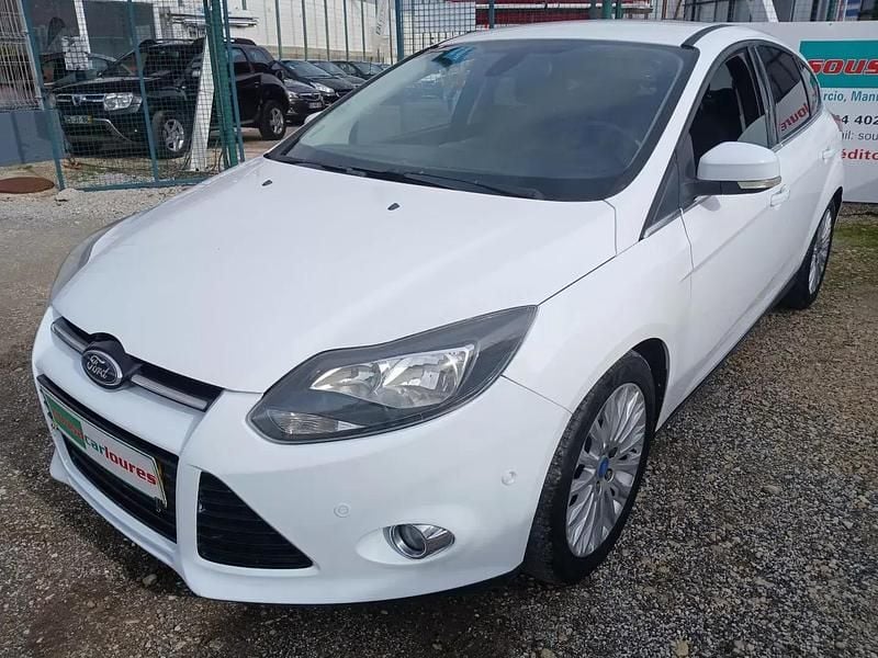 Usado Ford Focus Titanium 125 HP (91 kW) 2012 Branco Citadino