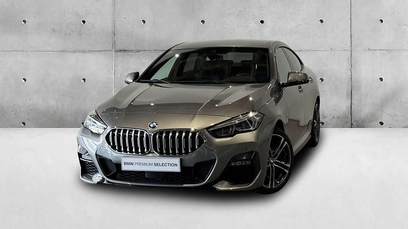 Cinza skyscraper metalizado Usado 2024 BMW 216 Shadowline Coupé | € 34.900 (Preço justo) - Imagem 1/4