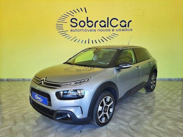 Usado Citroën C4 Shine 102 HP (75 kW) 2020 Cinza SUV