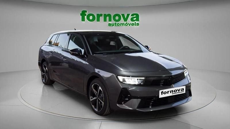 Usado Opel Astra Sport 136 HP (100 kW) 2025 Cinzento Carrinha