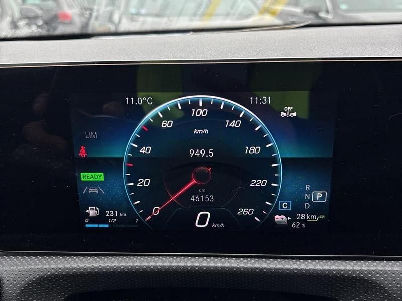 Usado Mercedes CLA250 Shooting Brake Progressive 218 HP (160 kW) 2023 Branco Carrinha