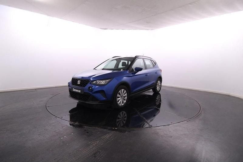 Azul Usado 2023 Seat Arona Style SUV | € 17.950 (Preço justo) - Imagem 1/4