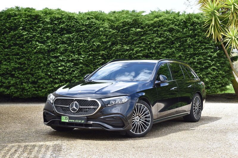 Preto Usado 2024 Mercedes E300 Carrinha | € 69.450 - Imagem 1/4