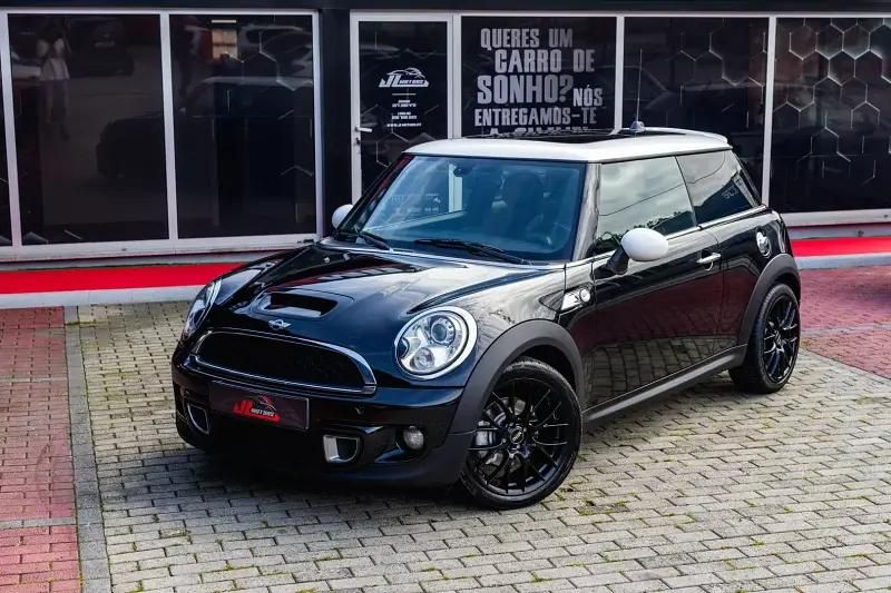 Usado Mini Cooper SD 143 HP (105 kW) 2011 Preto Citadino