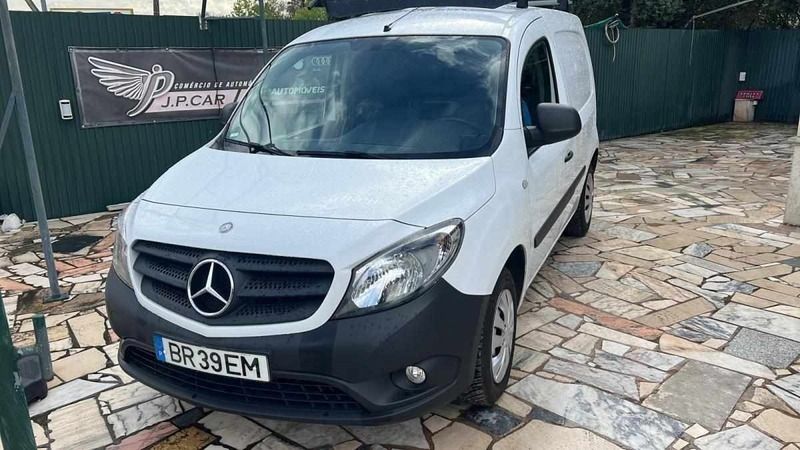 Branco Usado 2019 Mercedes Citan 108 | € 12.900 - Imagem 1/4