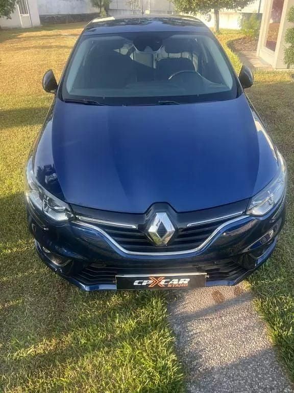 Usado Renault Mégane IV 110 HP (80 kW) 2017 Azul Coupé