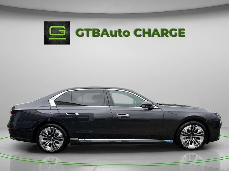 Preto Usado 2023 BMW i7 Sedan | € 105.600 (Bom preço) - Imagem 1/4