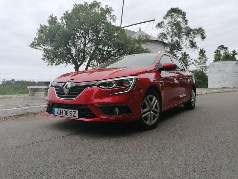 Usado 2017 Renault Mégane IV Carrinha | € 9.990 (Super Preço) - Imagem 1/4