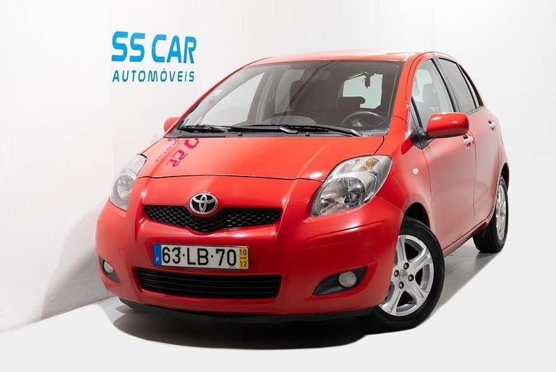 Vermelho Usado 2010 Toyota Yaris Sol Citadino | € 7.990 (Super Preço) - Imagem 1/4
