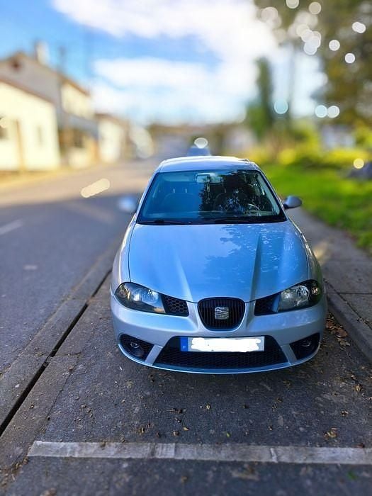 Usado 2005 Seat Ibiza Sedan | € 3.300 (Preço elevado) - Imagem 1/4