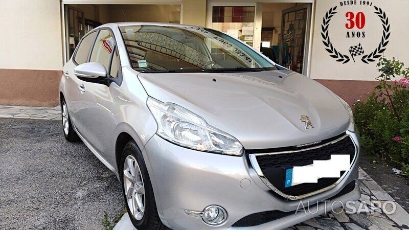 Usado 2013 Peugeot 208 Style Citadino | € 7.350 (Preço justo) - Imagem 1/4