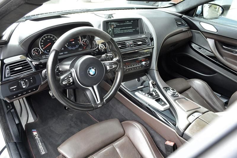 Usado BMW M6 Competition Edition 560 HP (411 kW) 2013 Cinza Coupé