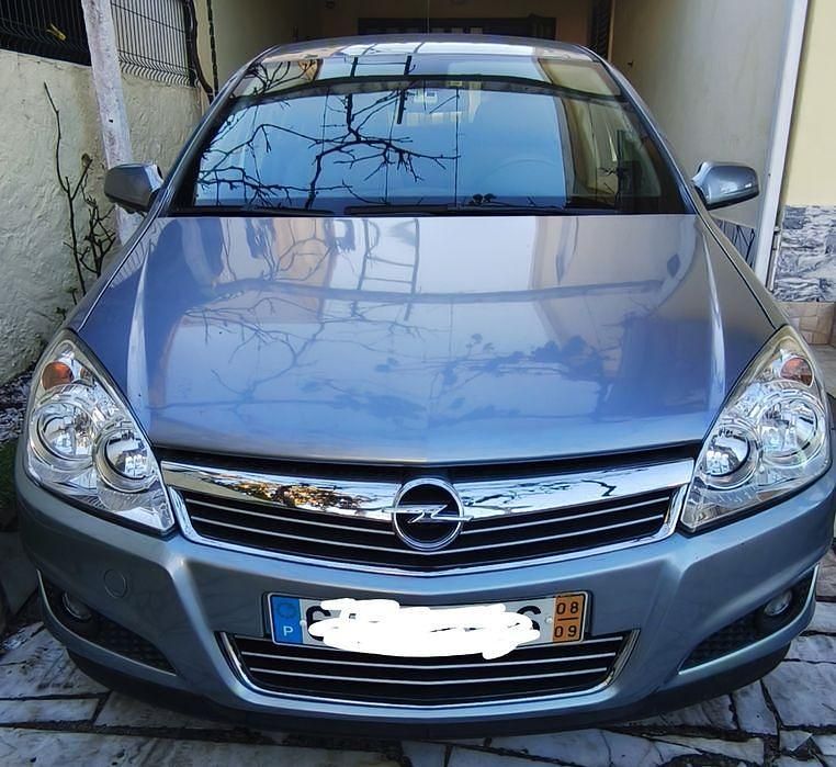 Usado 2008 Opel Astra Sedan | € 7.000 - Imagem 1/4