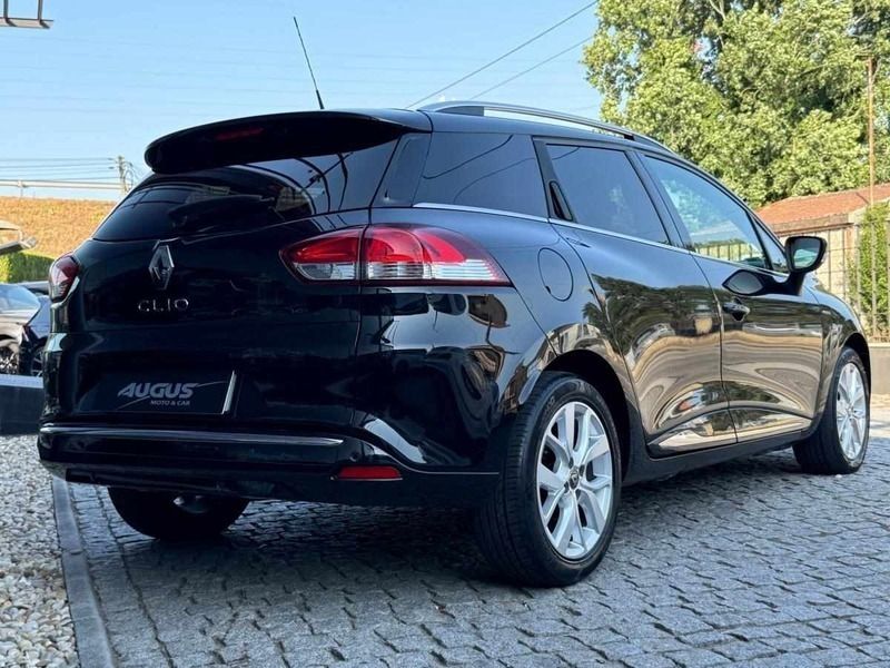 Usado Renault Clio IV 90 HP (66 kW) 2018 Preto Carrinha