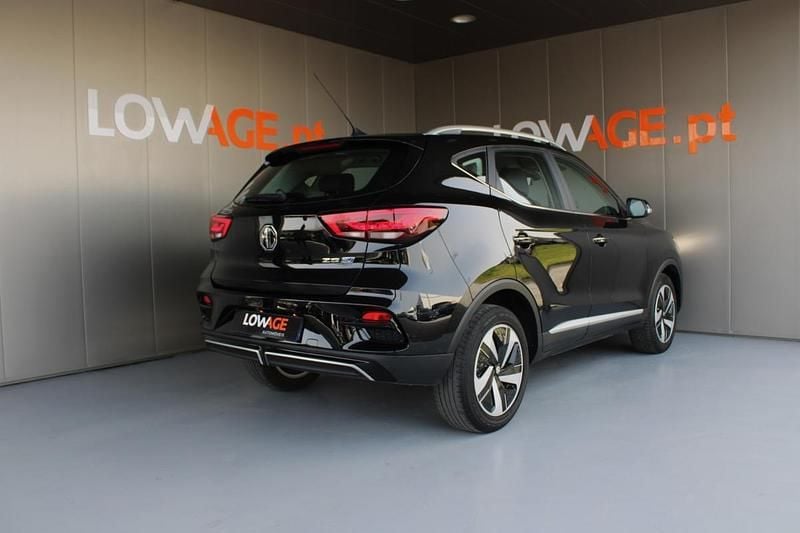 Usado MG ZS 114 kW (156 HP) 2023 Preto SUV