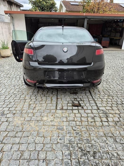 Usado Alfa Romeo GT 150 HP (110 kW) 2004 Coupé