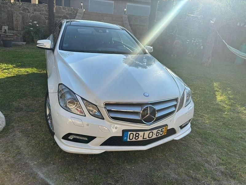 Usado 2010 Mercedes E350 Avantgarde | € 15.500 - Imagem 1/4