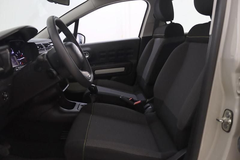 Usado Citroën C3 83 HP (61 kW) 2024 Cinzento
