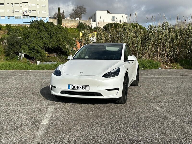 Branco Usado 2021 Tesla Model Y Long Range AWD SUV | € 39.250 (Caro) - Imagem 1/4