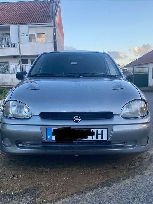 Usado 1997 Opel Corsa | € 1.200 (Bom preço) - Imagem 1/4