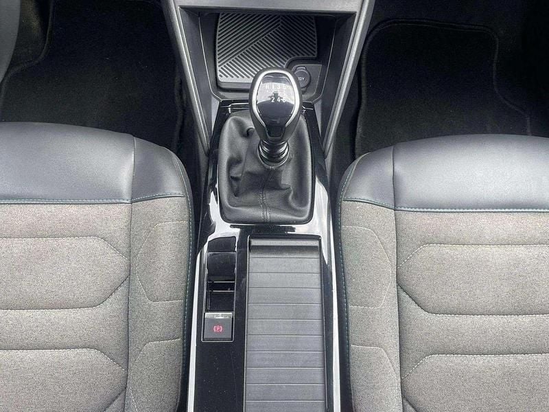 Usado Citroën C4 Feel 131 HP (96 kW) 2021 Branco Sedan