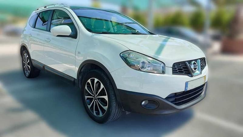 Branco Usado 2011 Nissan Qashqai +2 SUV | € 9.990 (Caro) - Imagem 1/4